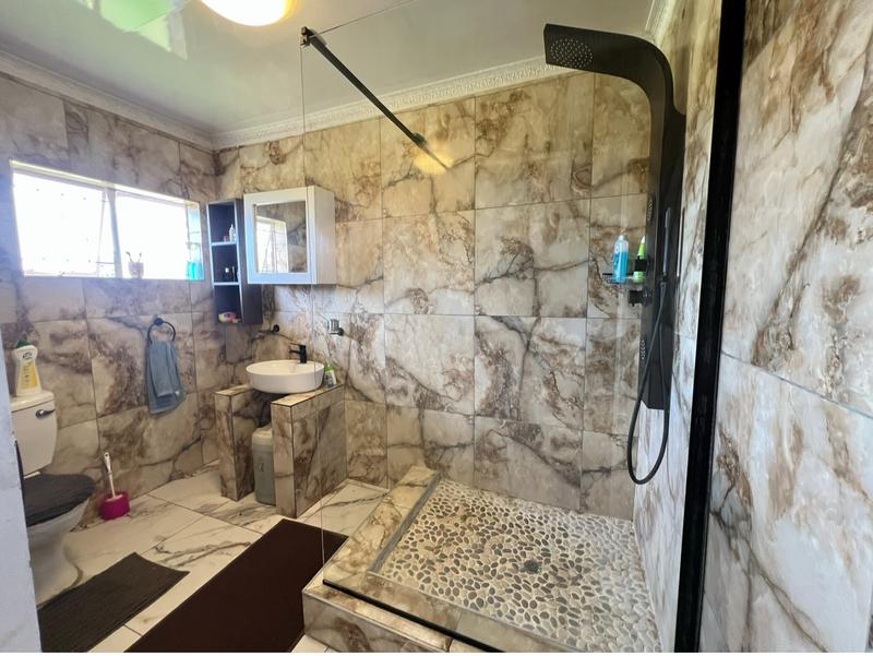 To Let 4 Bedroom Property for Rent in Kathu Northern Cape